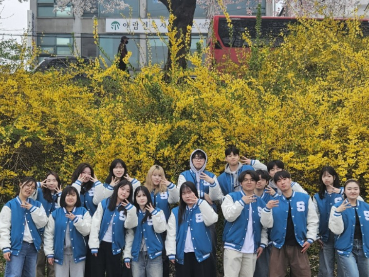 2026 신입생 꽃놀이 대표이미지