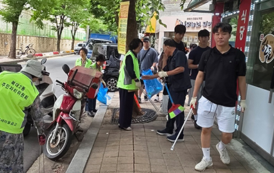 환경공학과, 환경의 날 맞아 ‘쓰레기 ZERO 마을’ 플로깅 전개 대표이미지